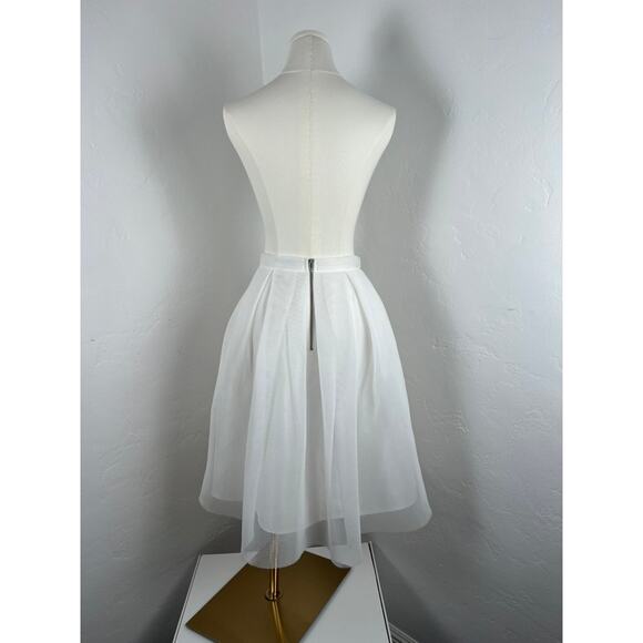 AQUA White Mesh Tulle Pleated Midii Skirt (Woman's Small) - Picture 3 of 10